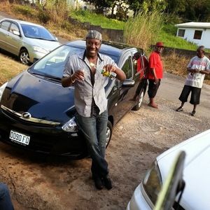 Meet your Posher, Clive